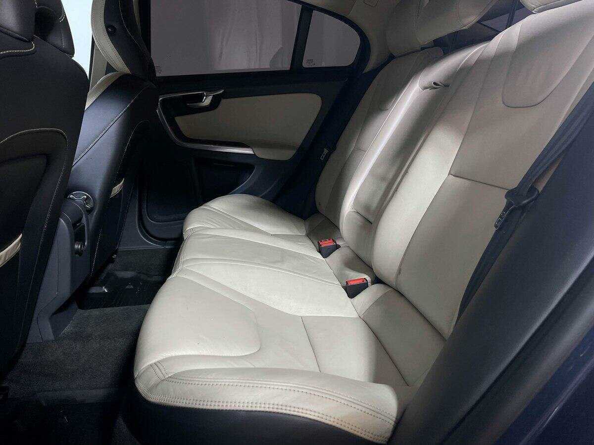 Volvo S60 2012 года с пробегом. Фото: #9