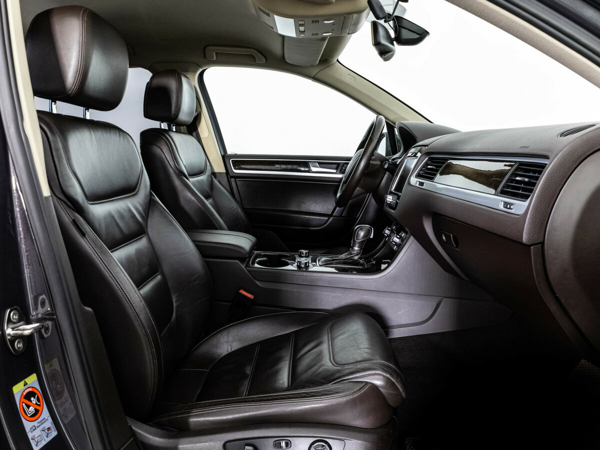 Volkswagen Touareg 2012 года с пробегом. Фото: #14