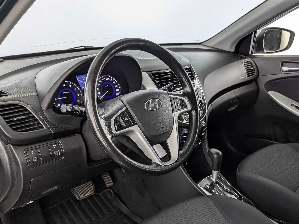 Hyundai Solaris 2012 года с пробегом. Фото: #10