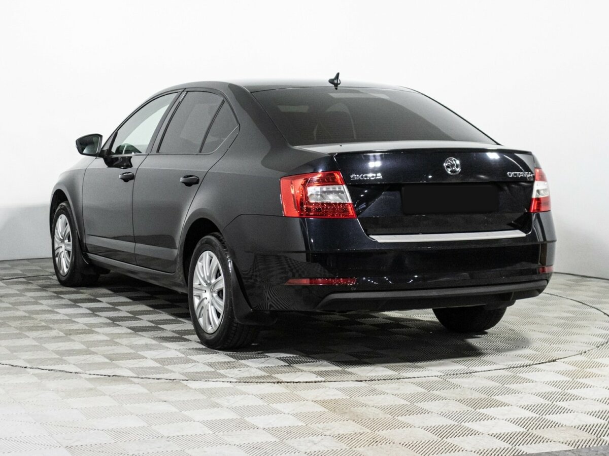 Skoda Octavia 2018 года с пробегом. Фото: #6