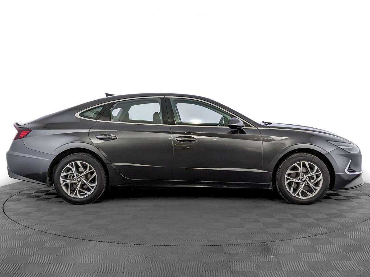 Hyundai Sonata 2021 года с пробегом. Фото: #3