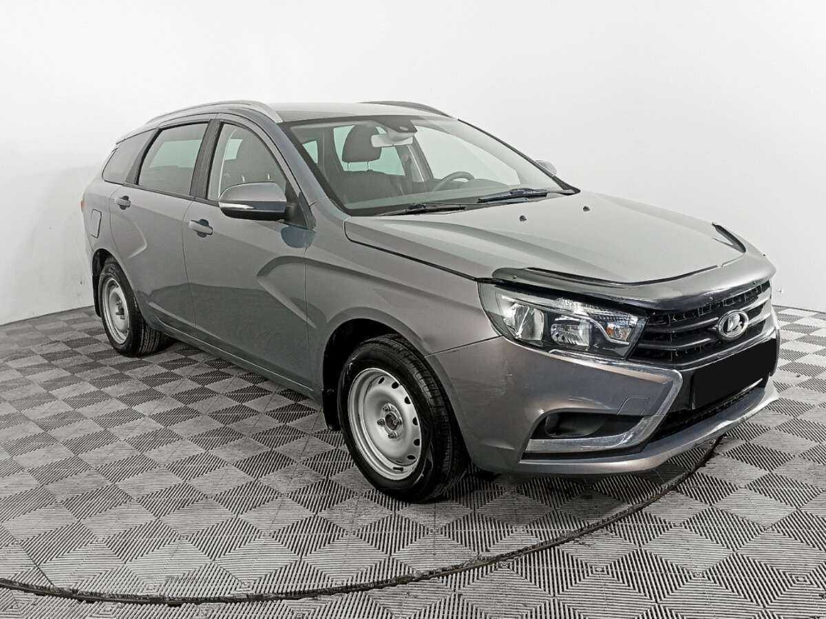 Lada (ВАЗ) Vesta 2017 года с пробегом. Фото: #2