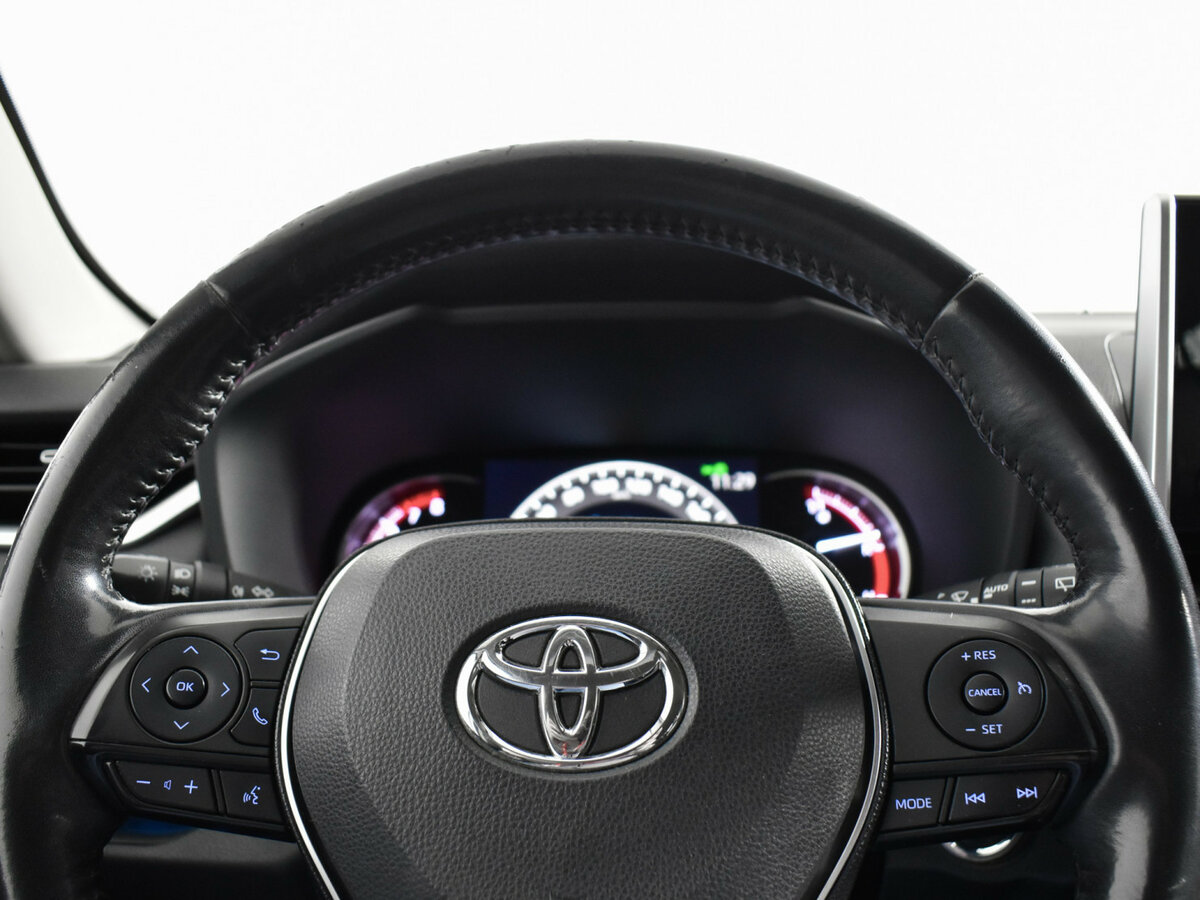 Toyota RAV4 2019 года с пробегом. Фото: #14