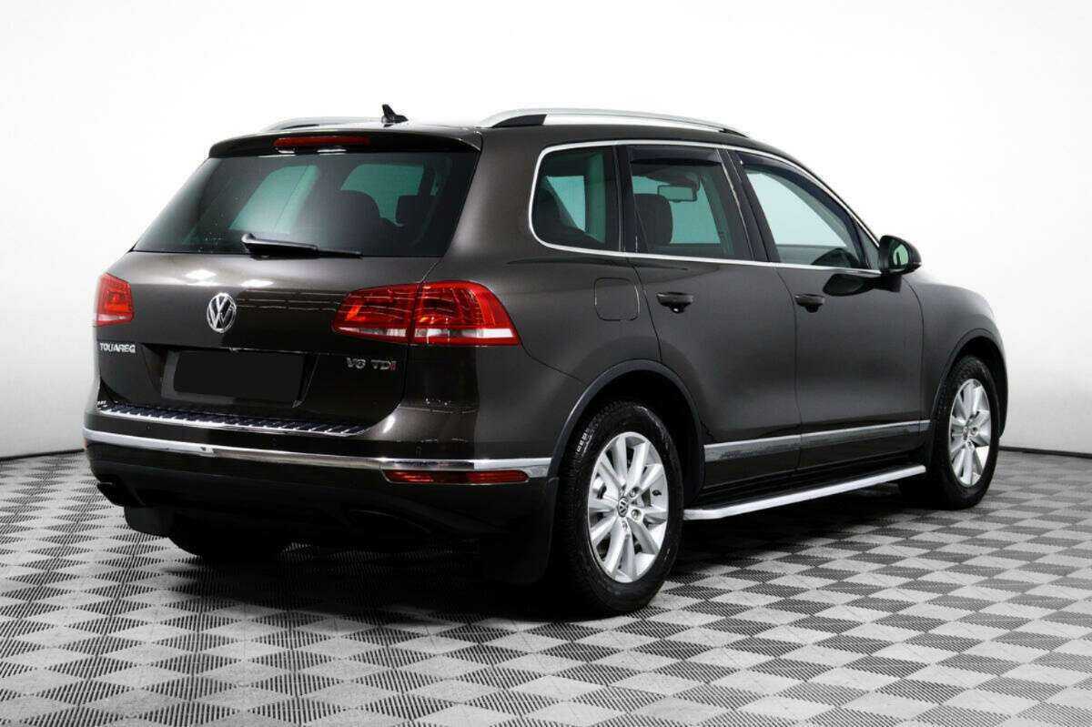 Volkswagen Touareg 2015 года с пробегом. Фото: #4