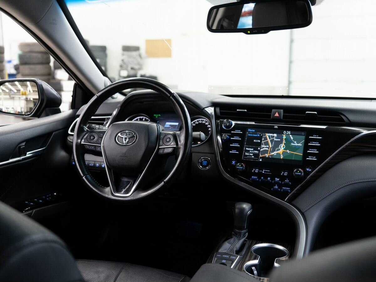 Toyota Camry 2018 года с пробегом. Фото: #19