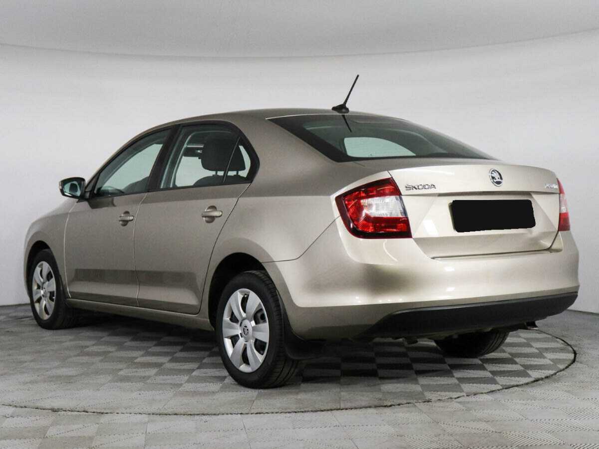Skoda Rapid 2018 года с пробегом. Фото: #6