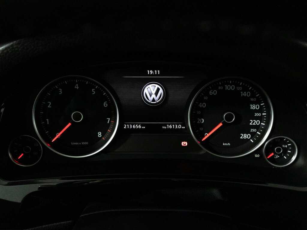 Volkswagen Touareg 2012 года с пробегом. Фото: #11
