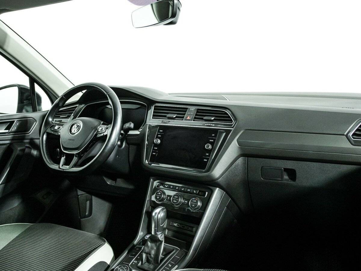 Volkswagen Tiguan 2018 года с пробегом. Фото: #8