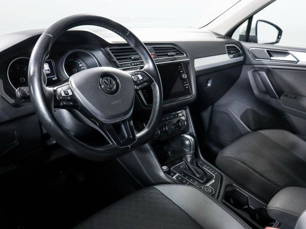 Volkswagen Tiguan 2017 года с пробегом. Фото: #10