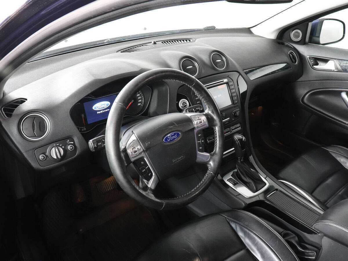 Ford Mondeo 2013 года с пробегом. Фото: #4