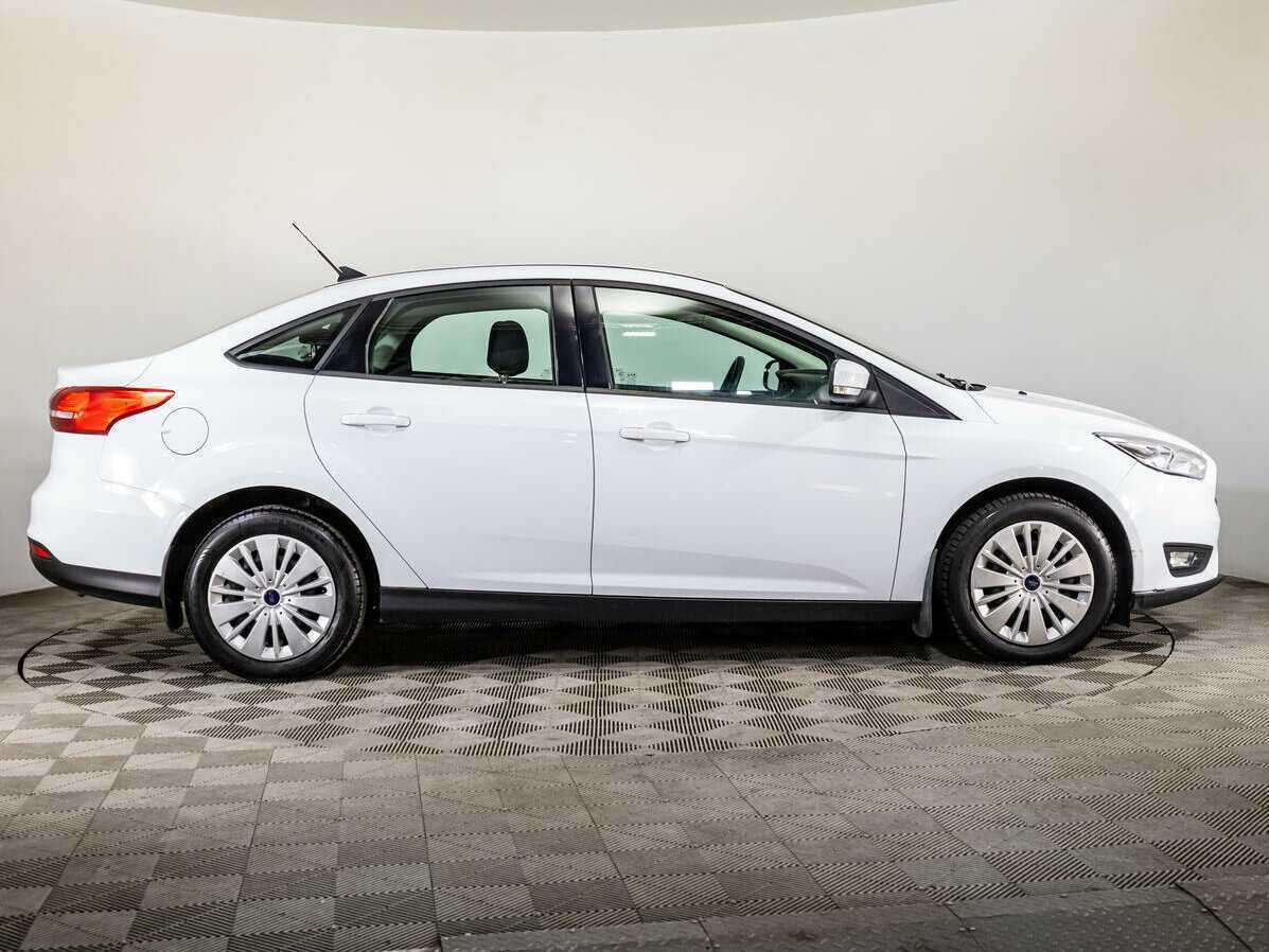 Ford Focus 2018 года с пробегом. Фото: #3