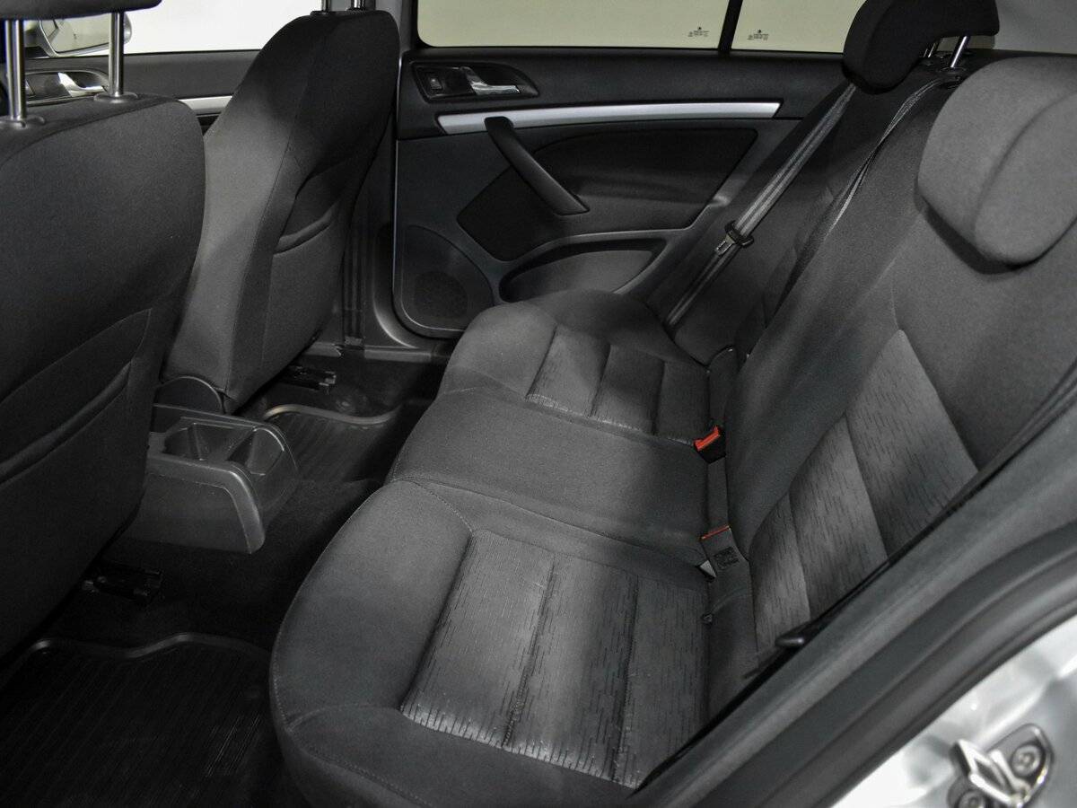 Skoda Octavia 2013 года с пробегом. Фото: #10