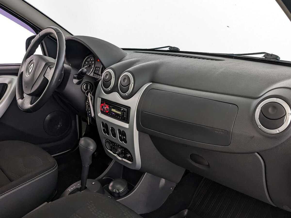 Renault Sandero 2013 года с пробегом. Фото: #7