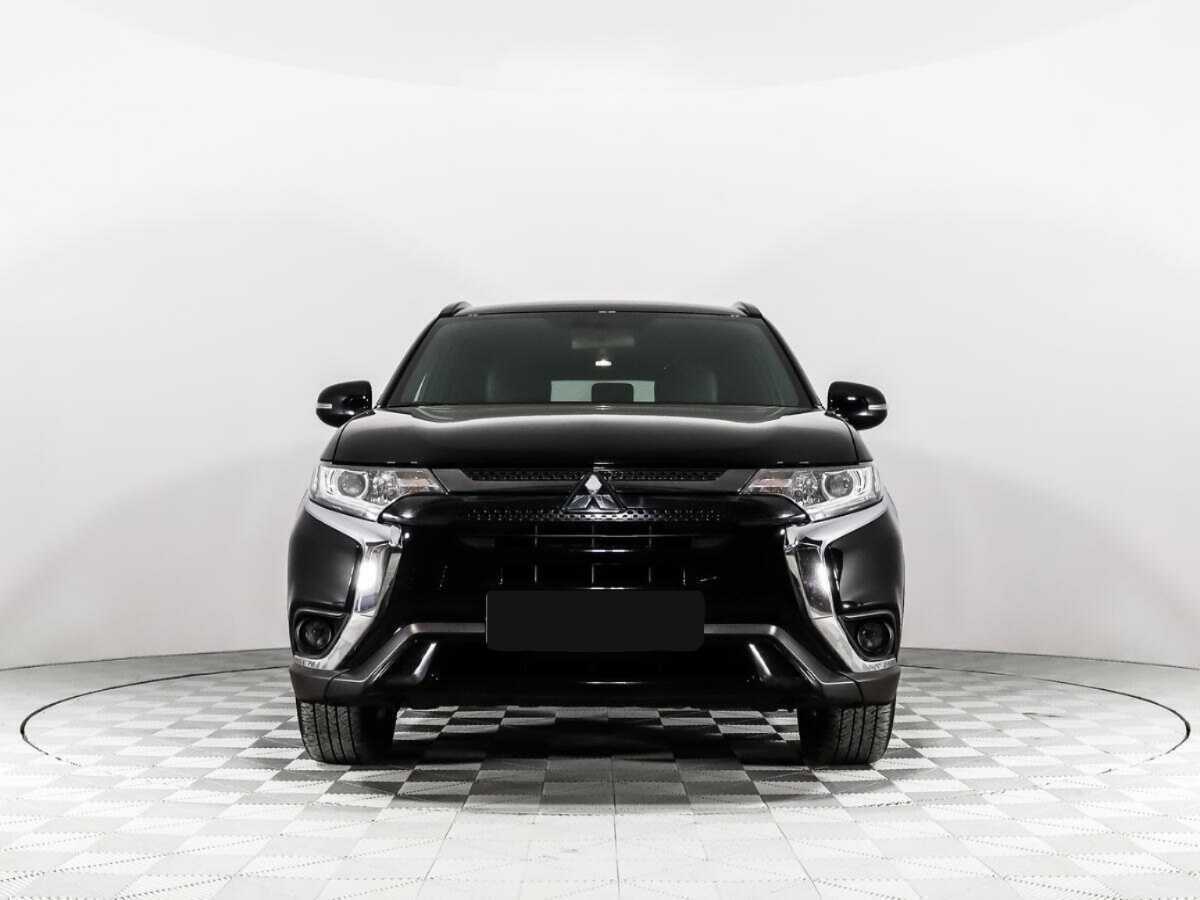 Mitsubishi Outlander 2021 года с пробегом. Фото: #1