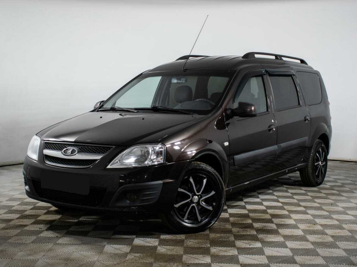 Lada (ВАЗ) Largus 2015 года с пробегом. Посмотреть фото