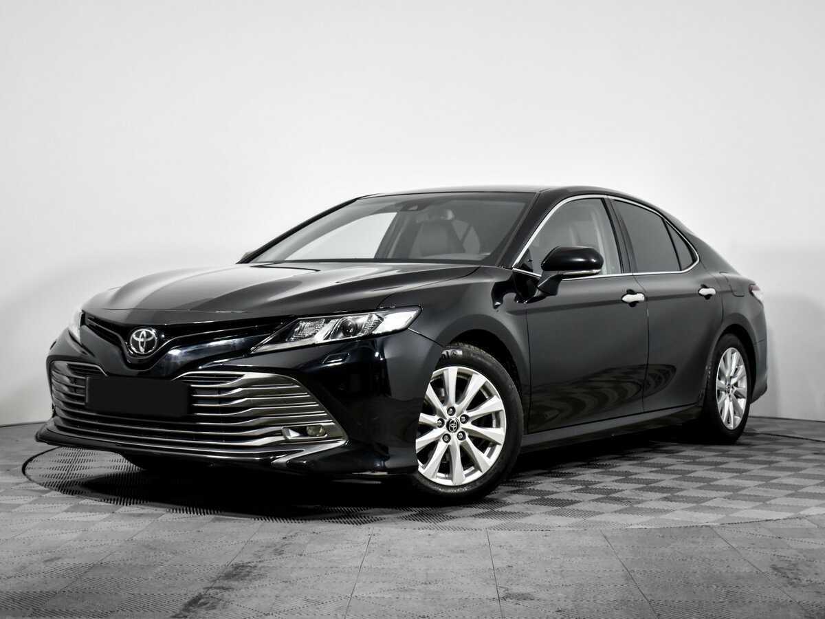 Toyota Camry 2020 года с пробегом. Посмотреть фото