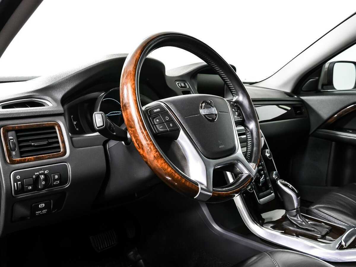 Volvo XC70 2013 года с пробегом. Фото: #11
