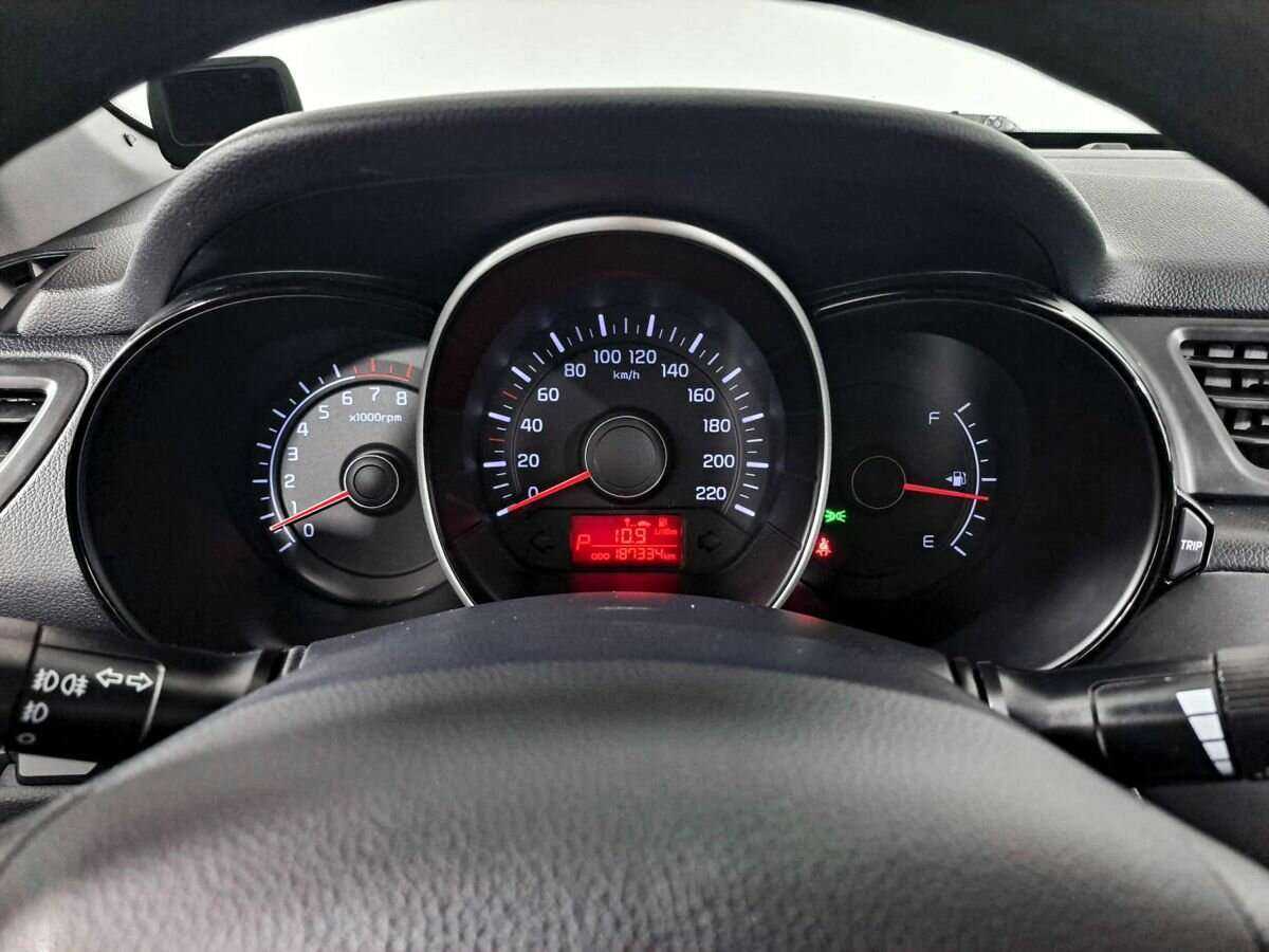 Kia Rio 2012 года с пробегом. Фото: #12