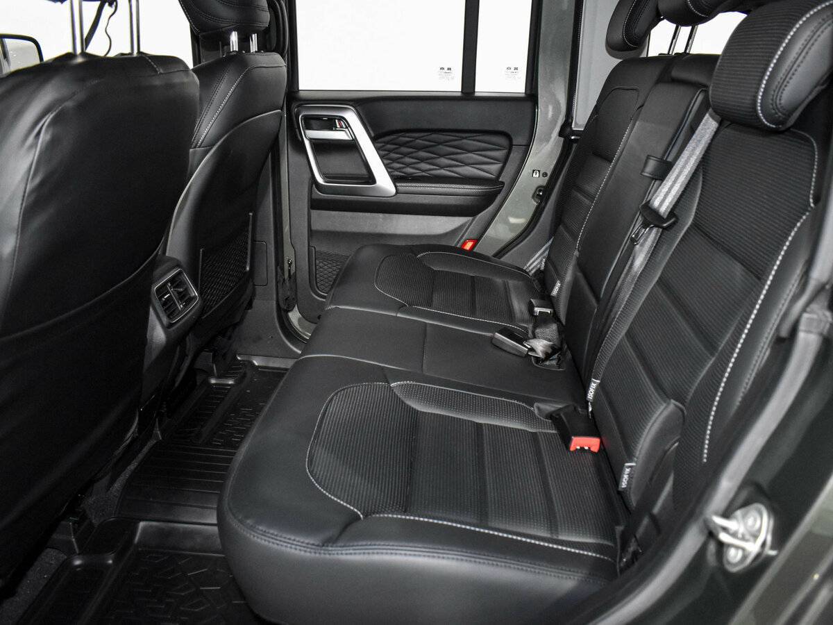 BAIC BJ40 2023 года с пробегом. Фото: #12