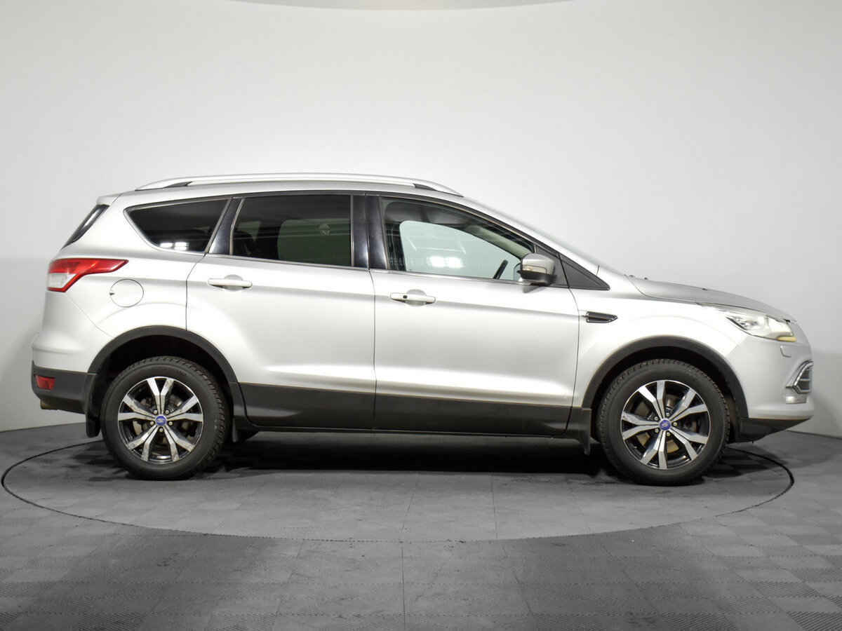 Ford Kuga 2013 года с пробегом. Фото: #3