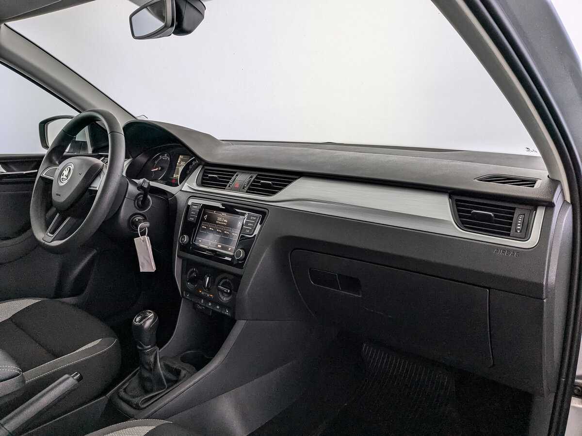 Skoda Rapid 2018 года с пробегом. Фото: #8