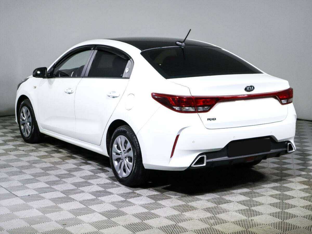 Kia Rio 2021 года с пробегом. Фото: #5