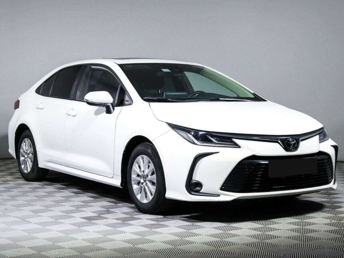 Toyota Corolla 2022 года с пробегом. Фото: #2