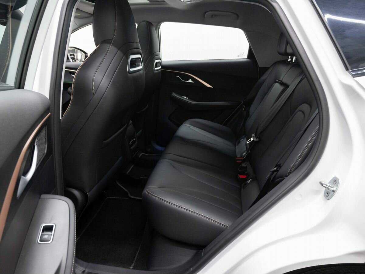 OMODA C5 2023 года с пробегом. Фото: #9