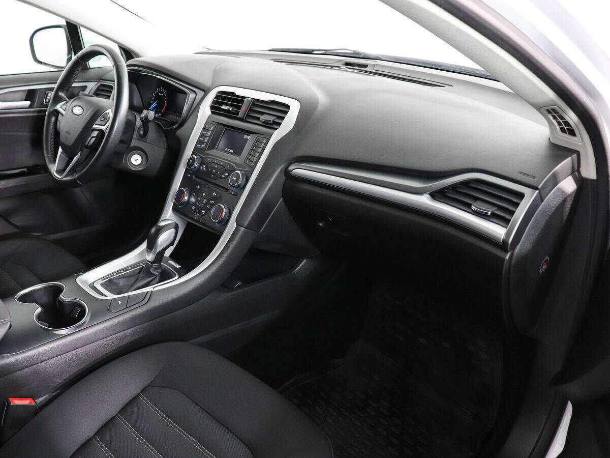 Ford Mondeo 2017 года с пробегом. Фото: #6