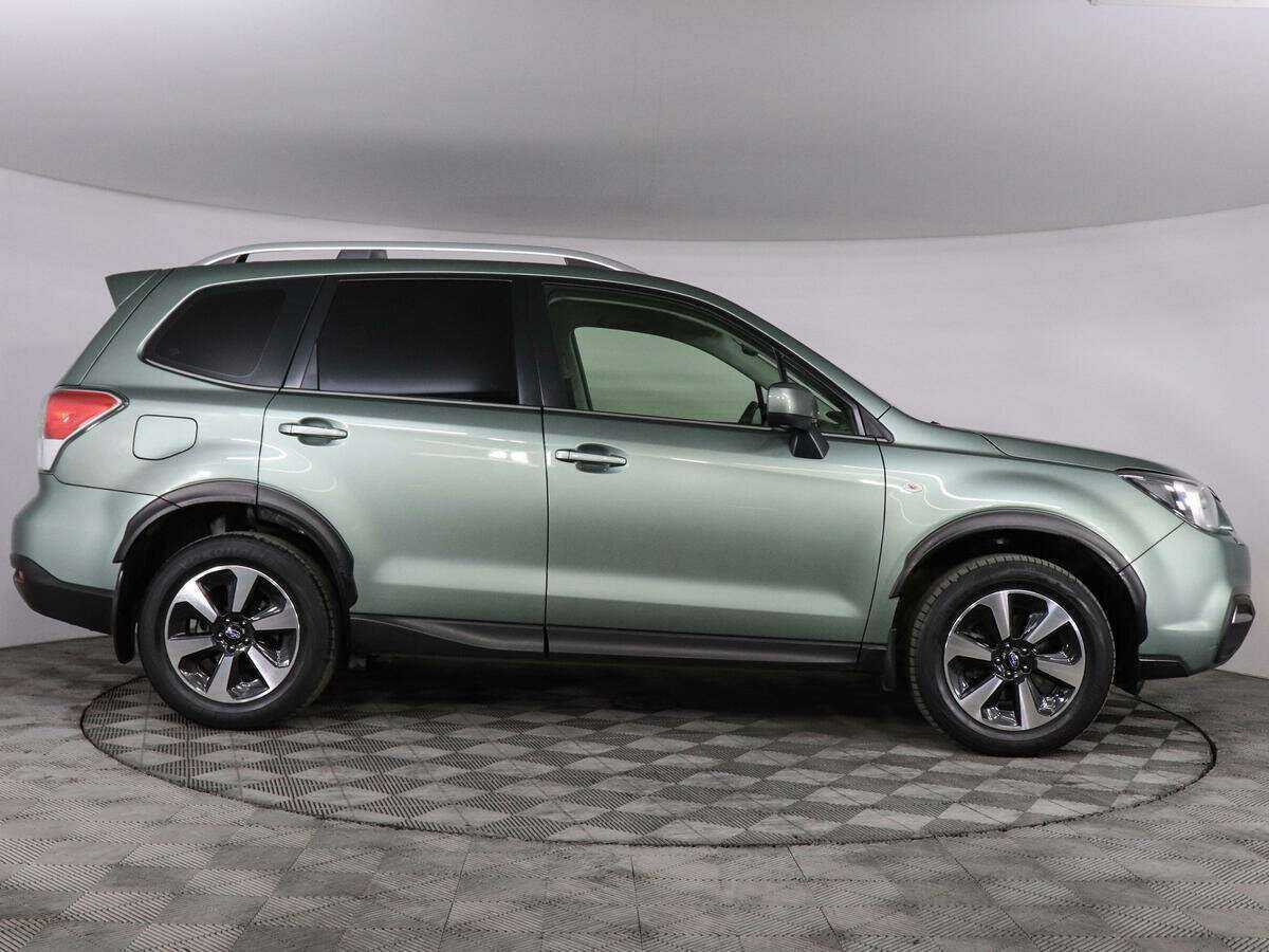 Subaru Forester 2017 года с пробегом. Фото: #2