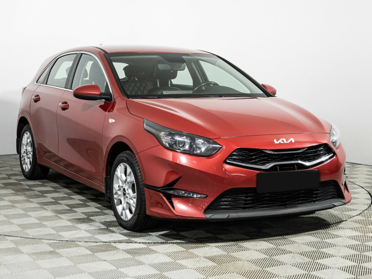 Kia Ceed 2022 года с пробегом. Фото: #2