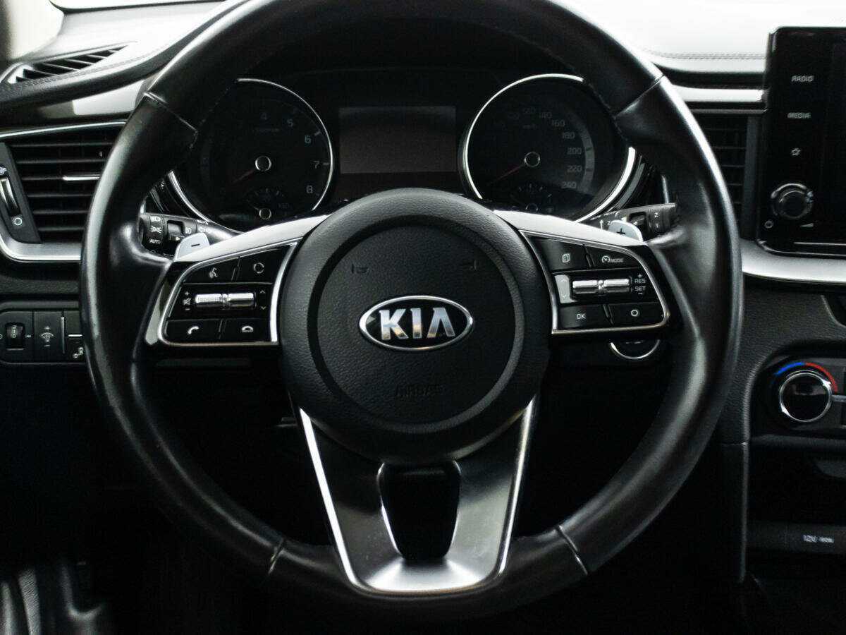 Kia Ceed 2020 года с пробегом. Фото: #20