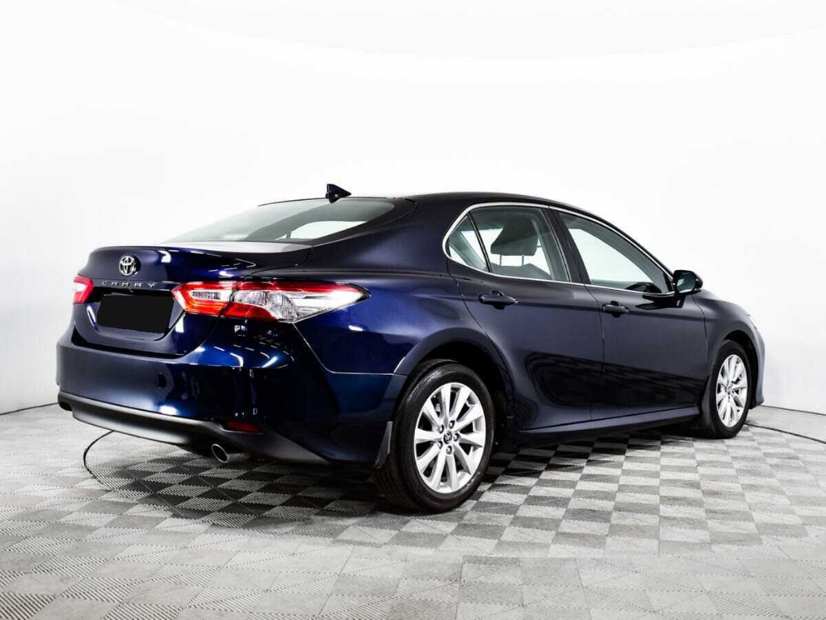 Toyota Camry 2019 года с пробегом. Фото: #4