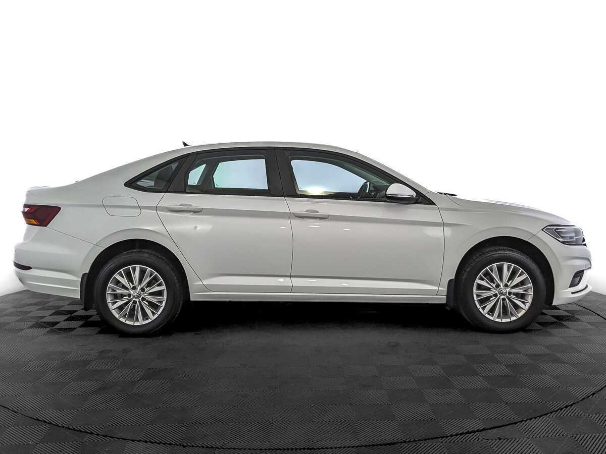 Volkswagen Jetta 2020 года с пробегом. Фото: #3
