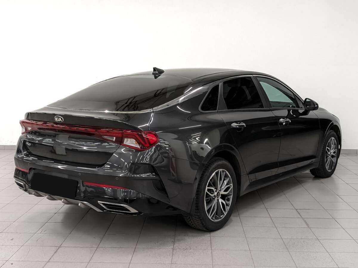 Kia K5 2021 года с пробегом. Фото: #4