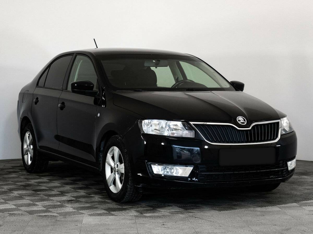 Skoda Rapid 2015 года с пробегом. Фото: #2