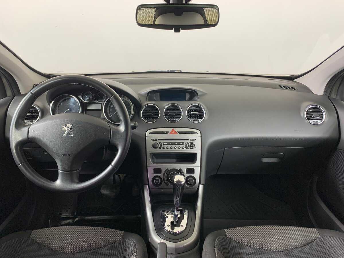 Peugeot 308 2012 года с пробегом. Фото: #12