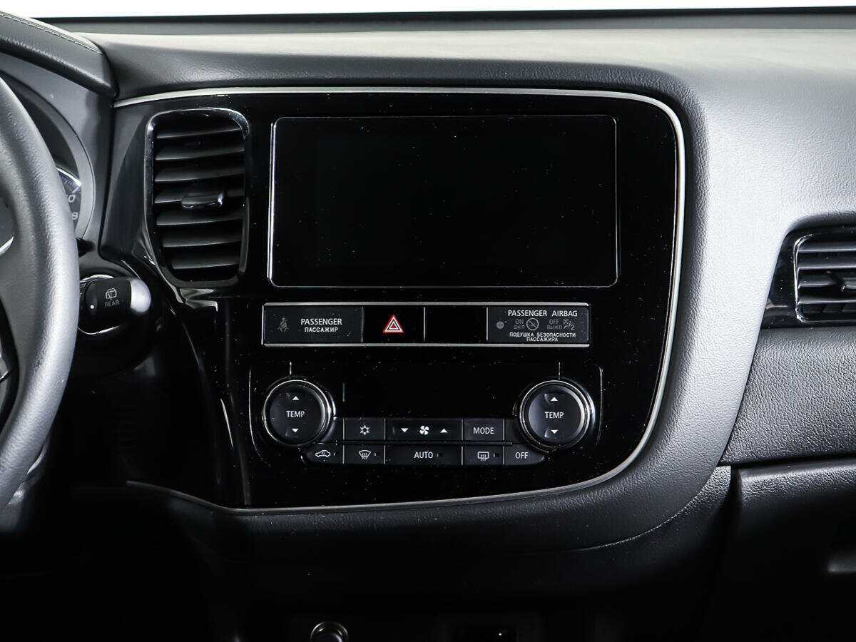 Mitsubishi Outlander 2020 года с пробегом. Фото: #11
