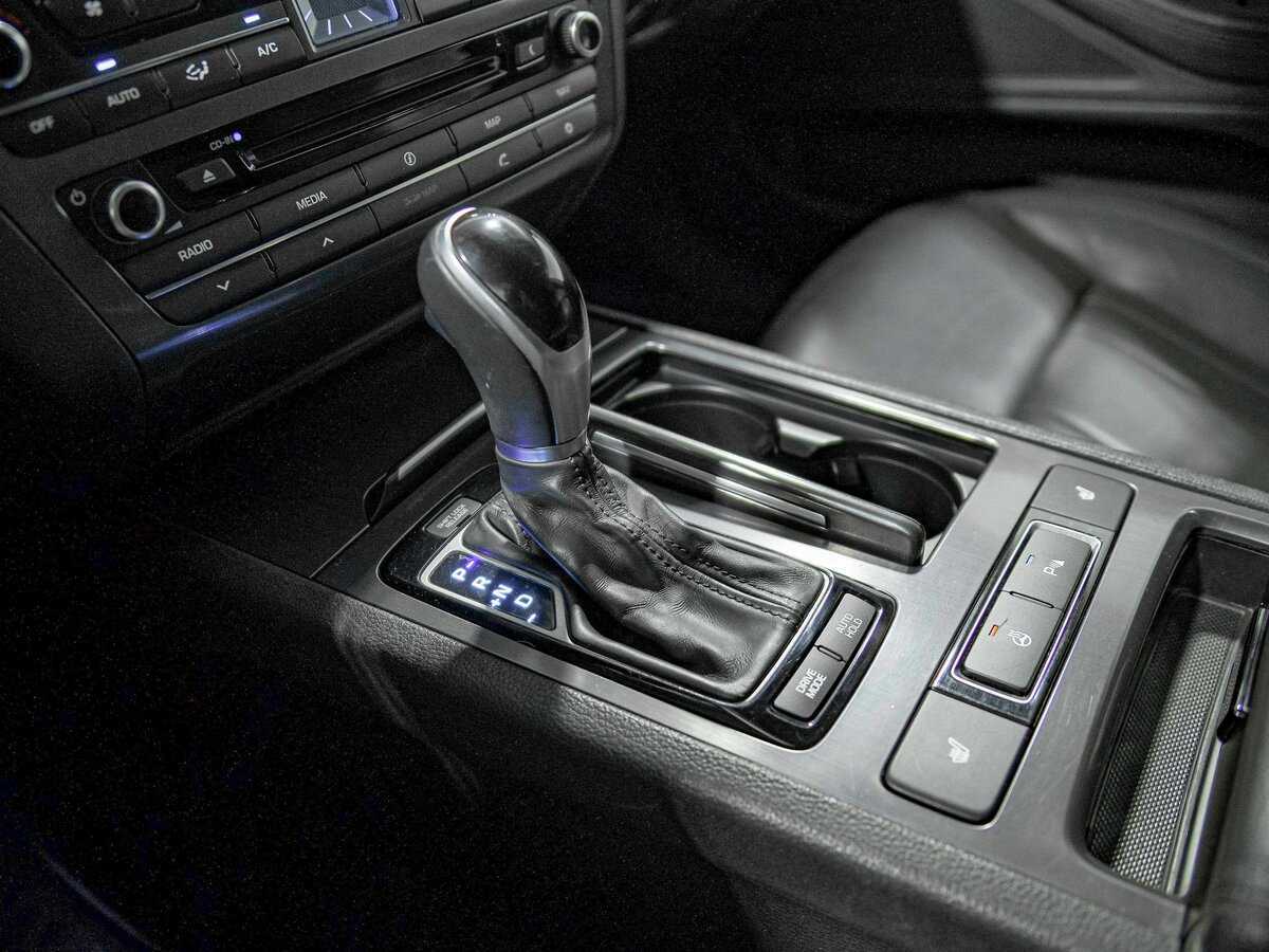 Hyundai Genesis 2014 года с пробегом. Фото: #14