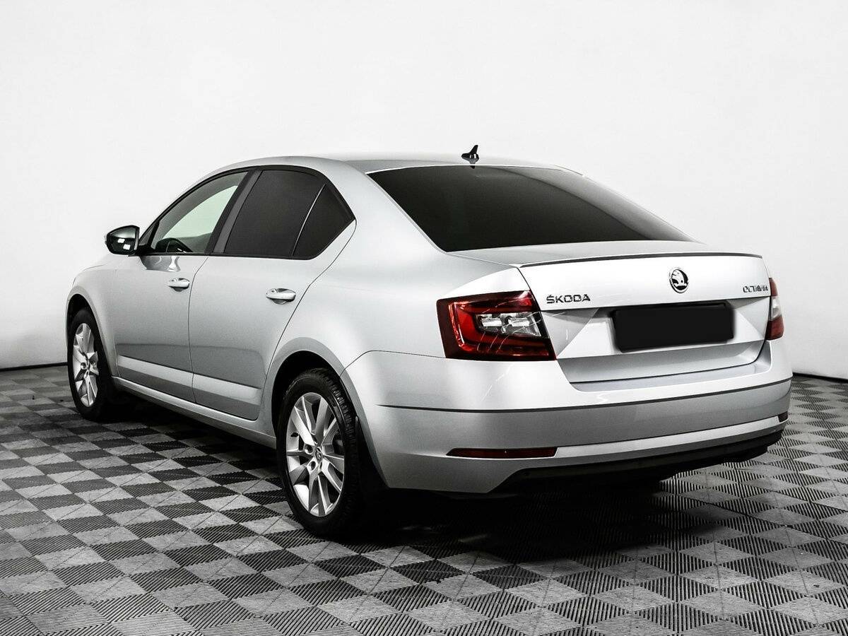 Skoda Octavia 2018 года с пробегом. Фото: #6