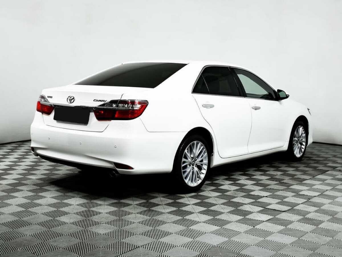 Toyota Camry 2015 года с пробегом. Фото: #4