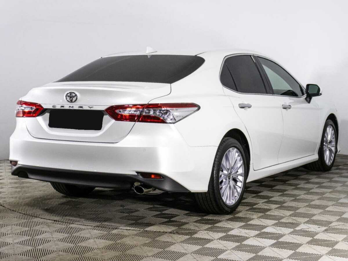 Toyota Camry 2020 года с пробегом. Фото: #4