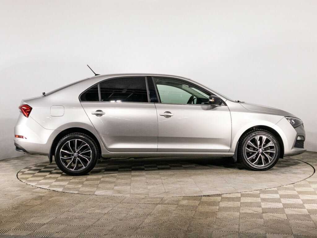 Skoda Rapid 2021 года с пробегом. Фото: #3