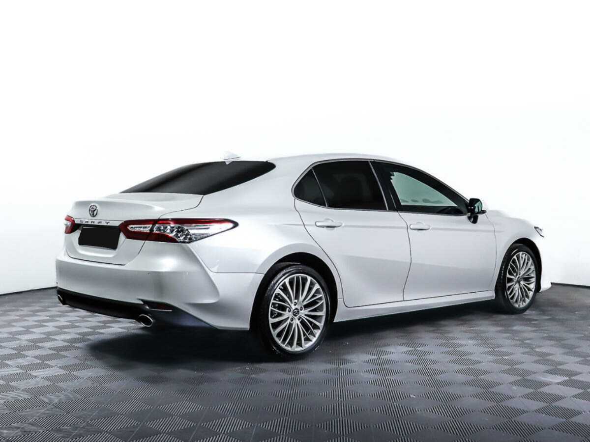 Toyota Camry 2020 года с пробегом. Фото: #4