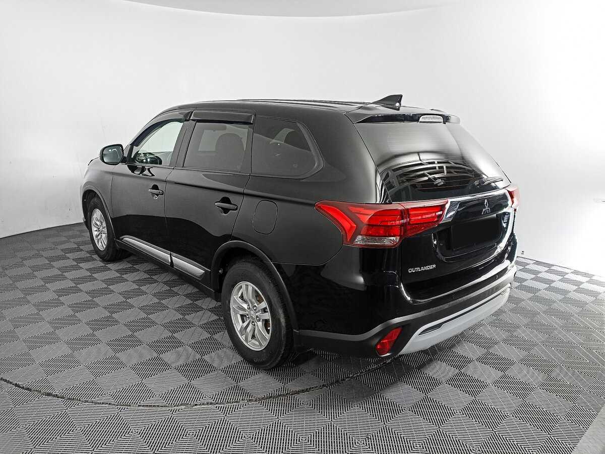 Mitsubishi Outlander 2021 года с пробегом. Фото: #5