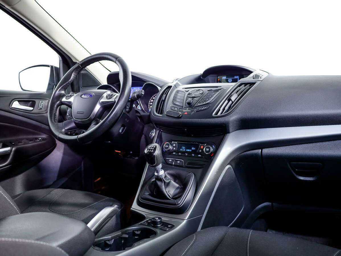 Ford Kuga 2013 года с пробегом. Фото: #6