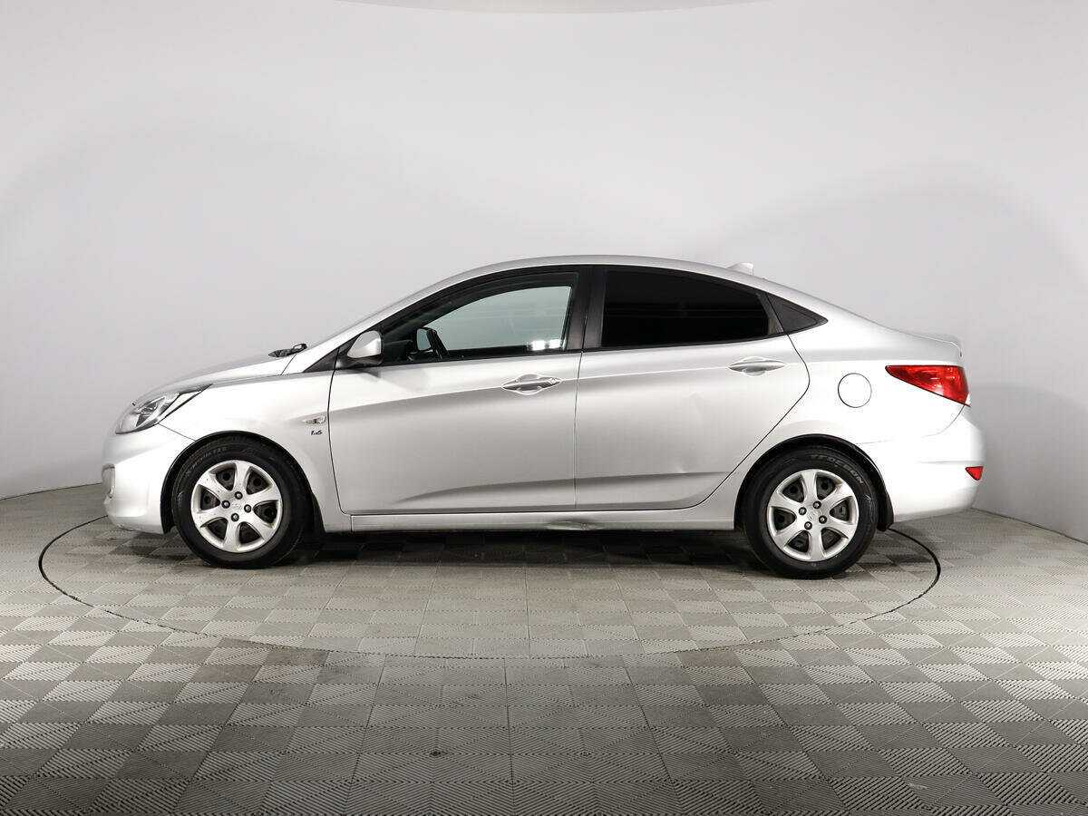 Hyundai Solaris 2012 года с пробегом. Фото: #3