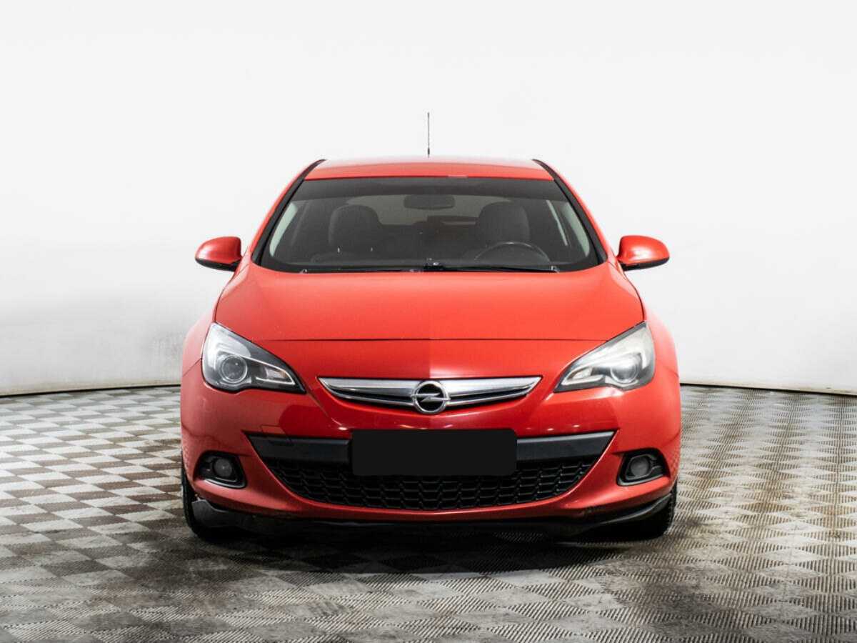 Opel Astra 2013 года с пробегом. Фото: #1