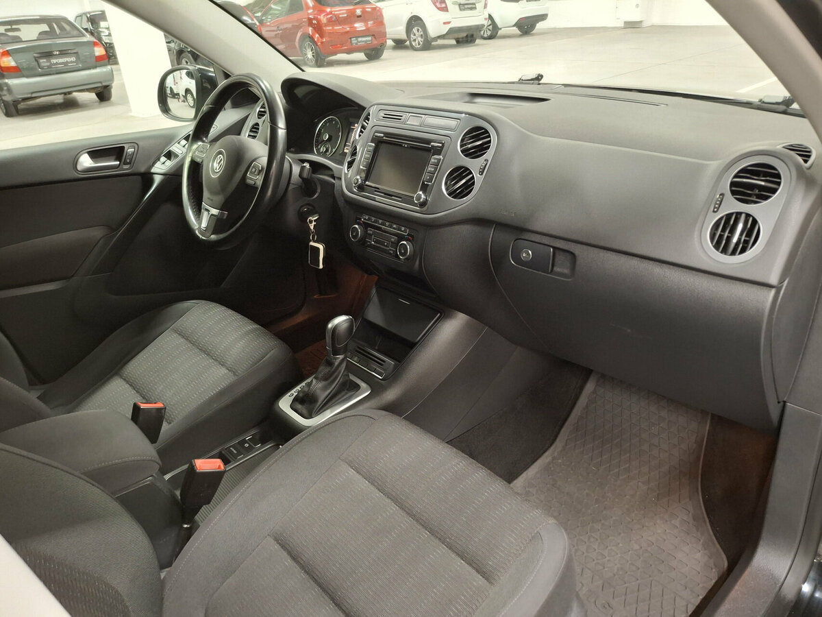 Volkswagen Tiguan 2014 года с пробегом. Фото: #10