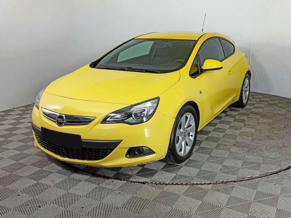 Opel Astra 2014 года с пробегом. Посмотреть фото